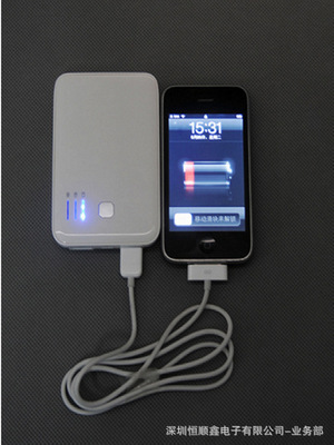 移動充電寶 雙USB輸出 足 移動充電寶 雙USB輸出 足